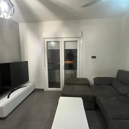 Quinto Pino Playa Apartment *